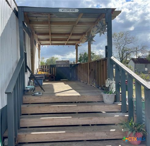 $89,900 | 822 East Fannin Street | Goliad