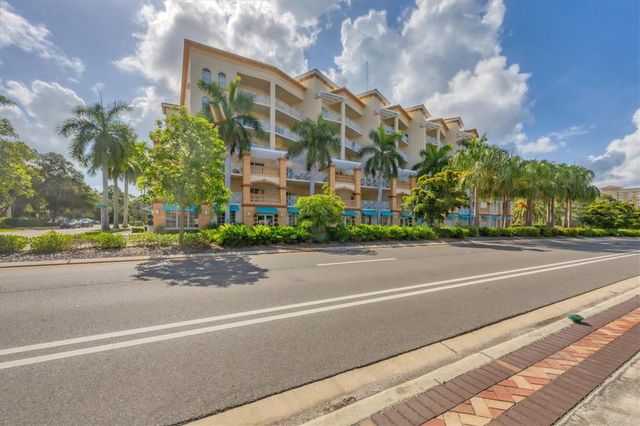 $4,800 | 1188 North Tamiami Trail, Unit 502 | Central Cocoanut