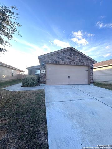 $1,550 | 7047 Capeshaw | Southwest San Antonio