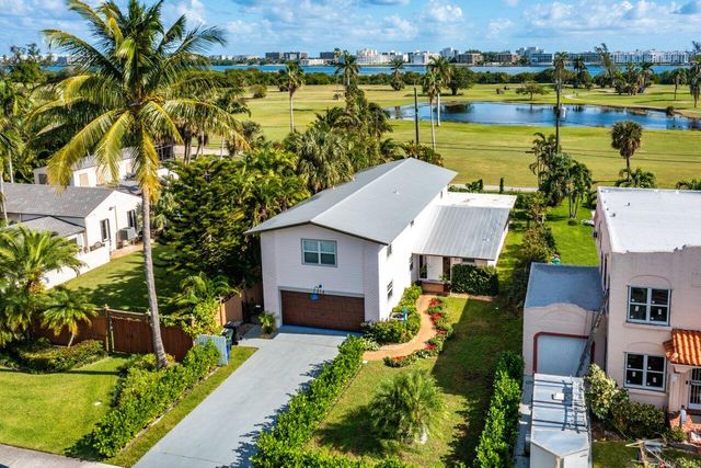 $1,245,000 | 314 North Lakeside Drive | Parrot Cove