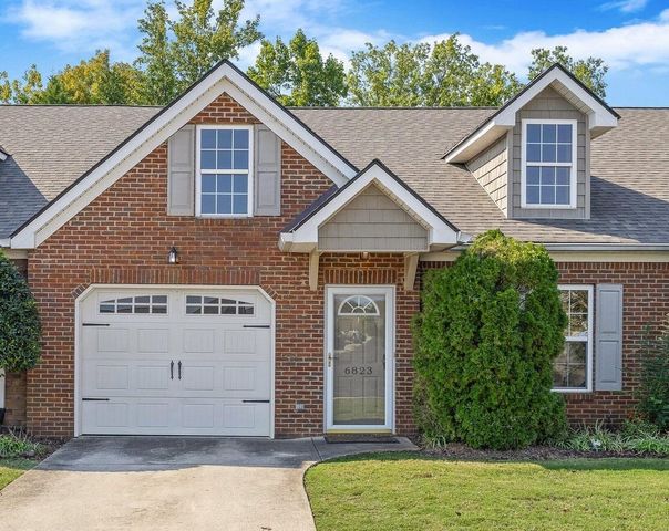 $320,000 | 6823 Village Lake Circle | East Ridge