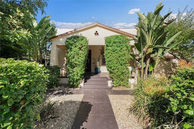 $699,900 | 405 East Colton Avenue | North Redlands