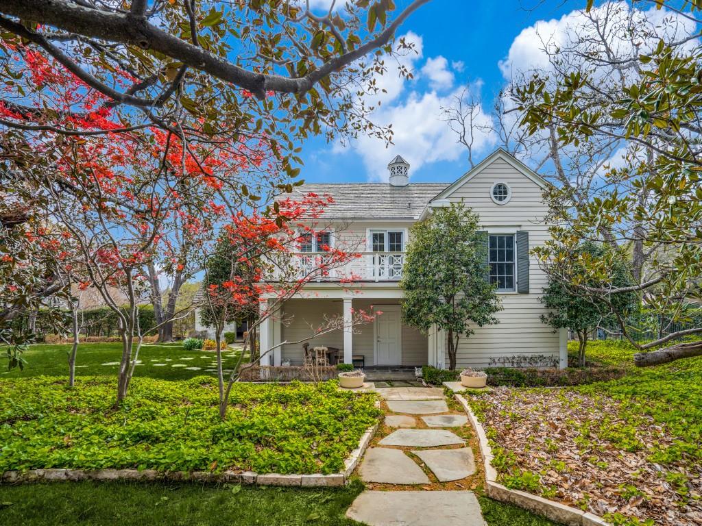 front view of house with a yard