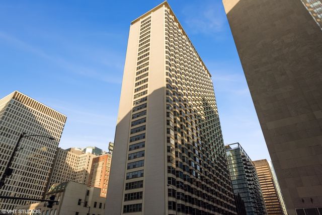 $2,200 | 535 North Michigan Avenue, Unit 2311 | Near North Side