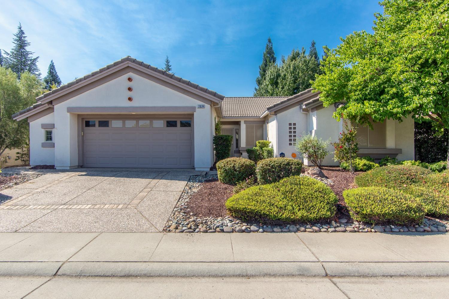 front view of house with a yard