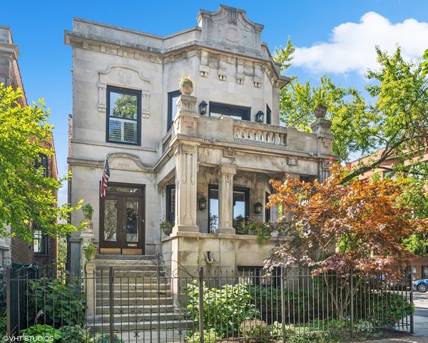 $1,650,000 | 2959 West Logan Boulevard | Logan Square