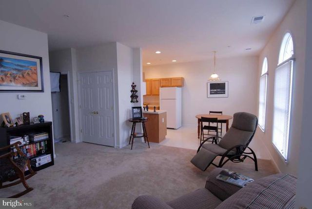 $1,700 | 3508 Worthington Boulevard, Unit 301 | Villages of Urbana