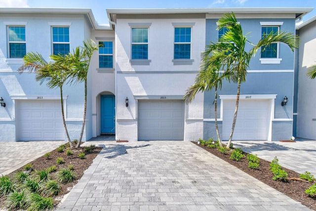 $2,900 | 1805 Southeast Ocean Cove Way | Stuart