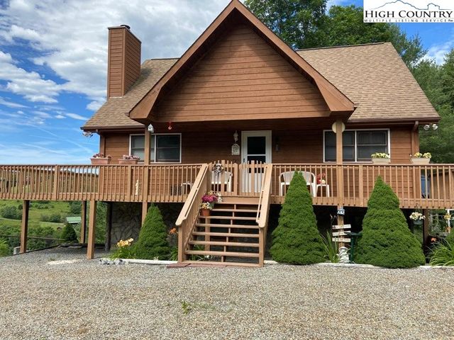 $449,900 | 14 Zonia Lane | Piney Creek Township - Alleghany County