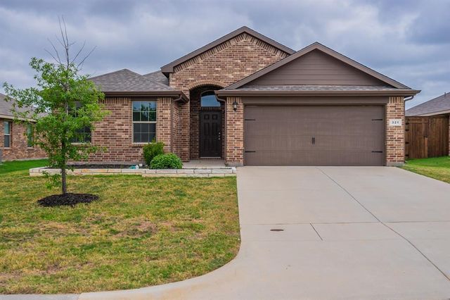 $320,000 | 321 Triple Crown Lane | Remington Park