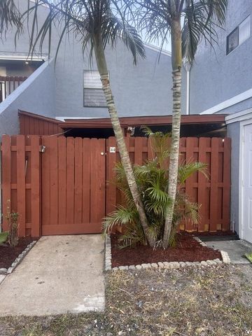 $1,850 | 30 Crossings Circle, Unit D | Boynton Beach