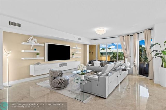 $9,500 | 3415 North Ocean Drive, Unit 204 | South Central Beach