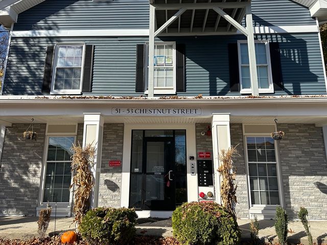 $2,250 | 51-53 Chestnut Street, Unit 3 | East Saugus