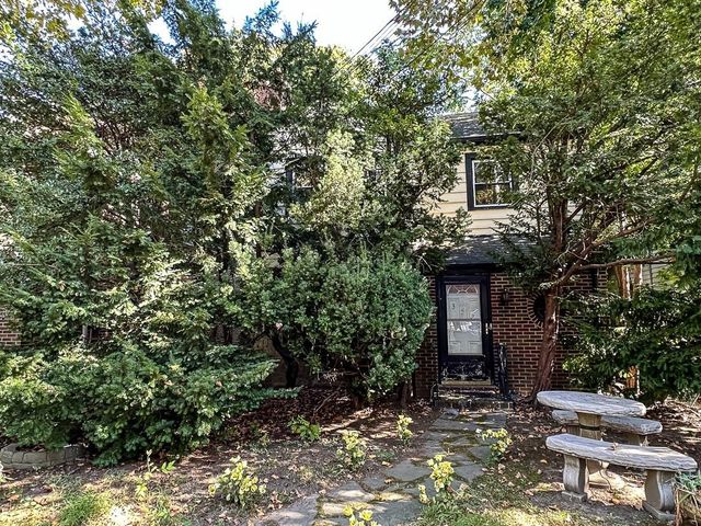 $695,000 | 358 Arlington Avenue | The Junction