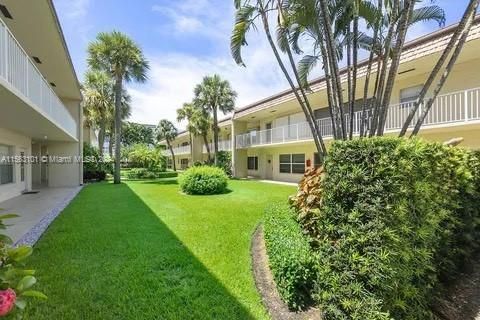 $205,000 | 640 Snug Harbor Drive, Unit F1 | Boynton Beach