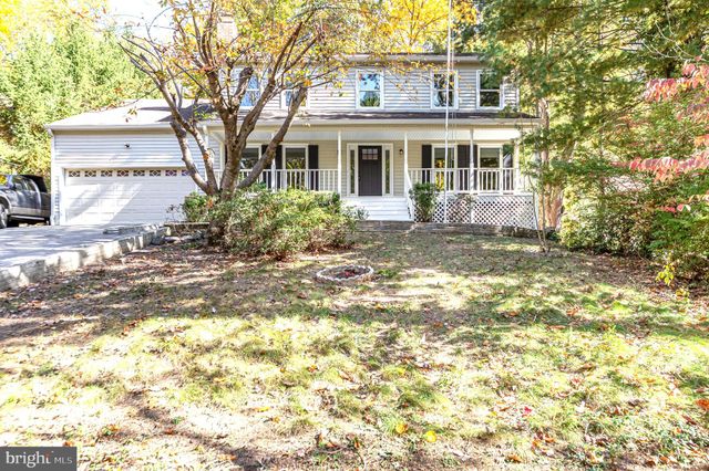 $550,000 | 2318 Harpoon Drive | Aquia Harbour