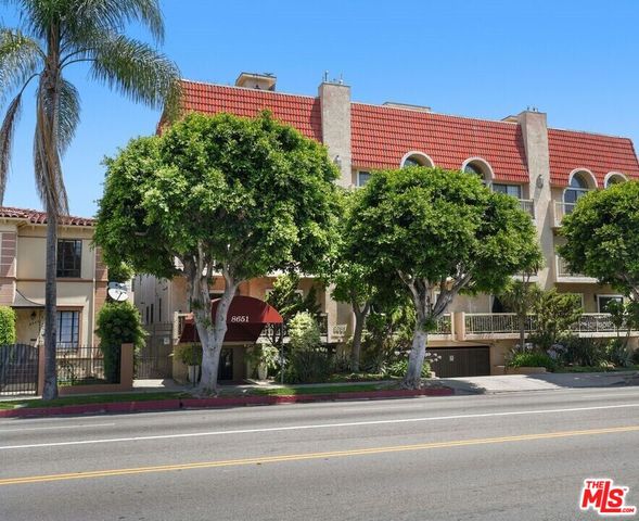 $4,500 | 8651 West Olympic Boulevard, Unit 303 | Beverly Center-Miracle Mile