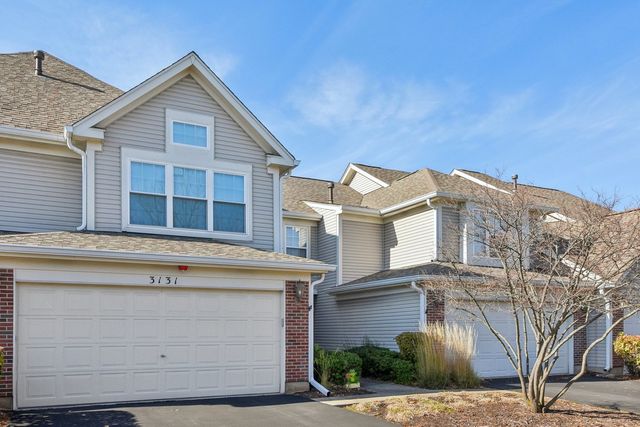 $425,000 | 3131 Reflection Drive | Naperville