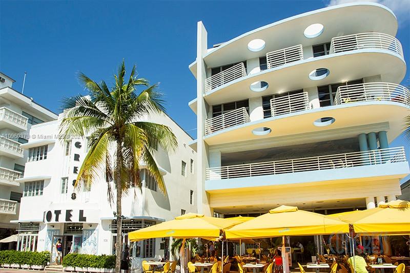 Discovering 1052 Ocean Drive, Miami Beach, FL: A Traveler's Guide