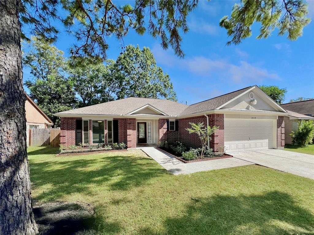 Welcome home to this beautiful, brick 4 bed / 2 bath!