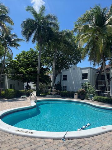 $2,800 | 4598 Northwest 97th Place, Unit 271 | Doral Park