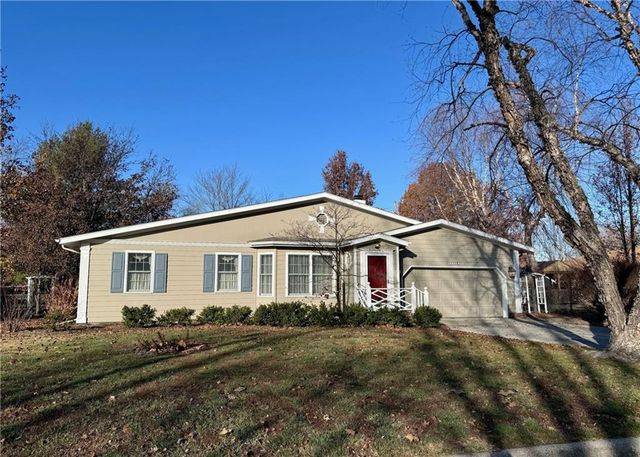 $179,000 | 1018 Meadowbrook Road | Iola