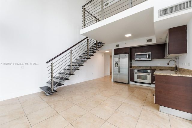 $3,100 | 41 Southeast 5th Street, Unit 617 | Brickell