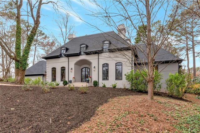 $2,349,000 | 5330 North Powers Ferry Road Northwest | Sandy Springs ITP