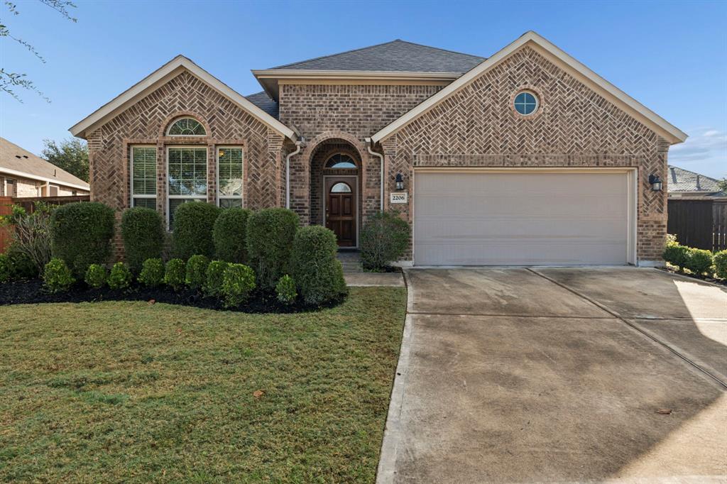 Welcome Home to 2206 Wolf Creek Dr!