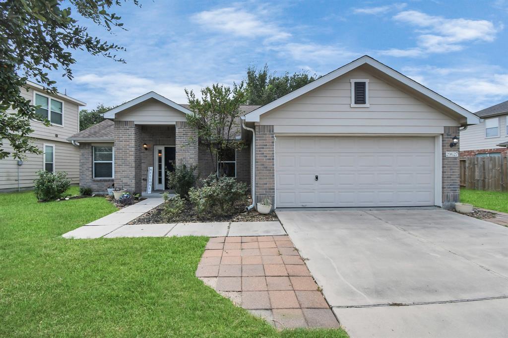 a front view of house with yard