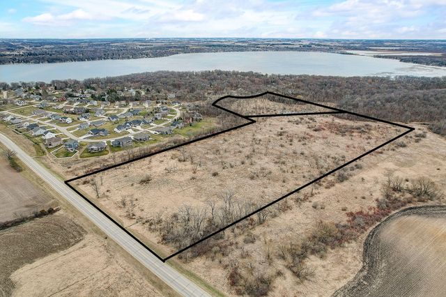 $299,900 | Lot 0 Woodfield Lane | Lake Mills Town