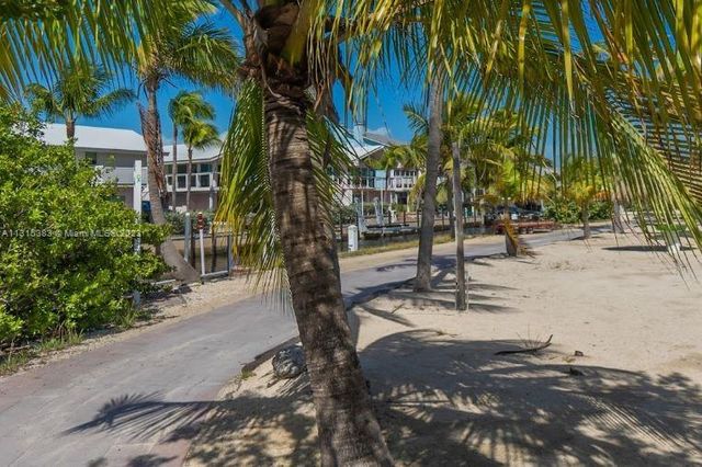 $850,000 | 1530 Ocean Bay Drive, Unit 208 | Key Largo