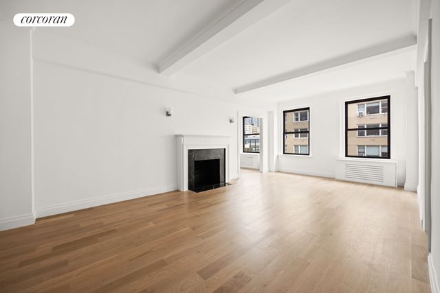 $1,250,000 | 242 East 19th Street, Unit 10C | Gramercy