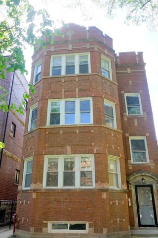 $1,900 | 6532 North Francisco Avenue, Unit 3 | West Rogers Park