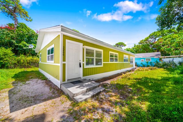 $1,600 | 3258 South 7th Street, Unit 3258 | Fort Pierce South