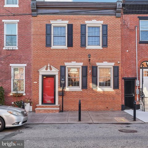 $1,100,000 | 2671 Almond Street | Fishtown