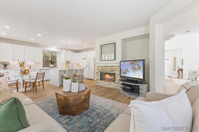 $2,149,900 | 4258 Calle Isabelino | Carmel Valley