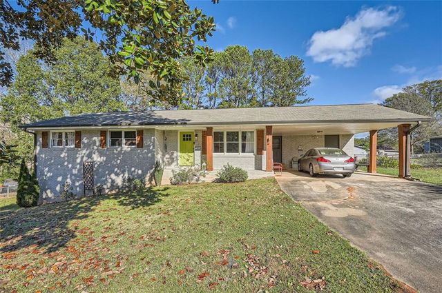 $275,000 | 2376 Falls River Drive | Lithia Springs