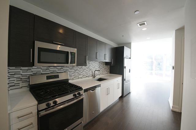 $5,290 | 555 10th Avenue, Unit 34G | Hudson Yards