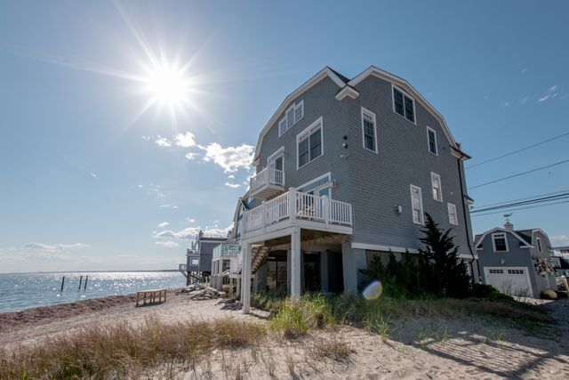 $16,500 | 2123 Fairfield Beach Road | Fairfield Beach