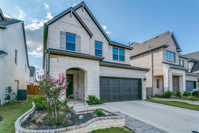 $779,900 | 728 Sugar Fld Drive | Lewisville