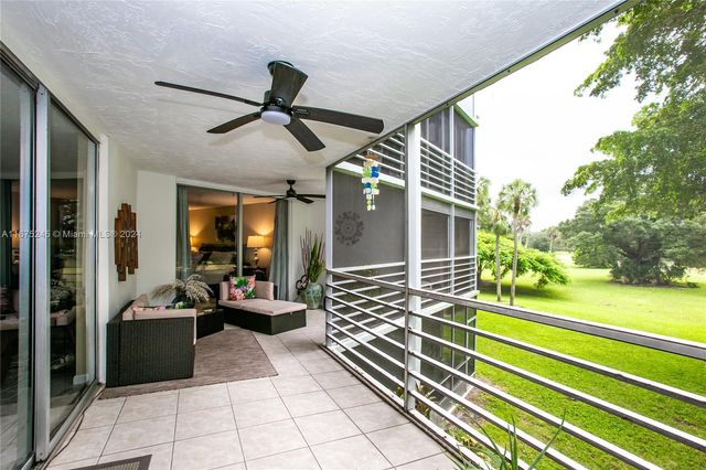 $305,000 | 806 Cypress Grove Lane, Unit 205 | Palm Aire