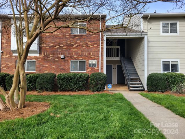 $1,625 | 3009 Heathstead Place, Unit K | Sharon Woods