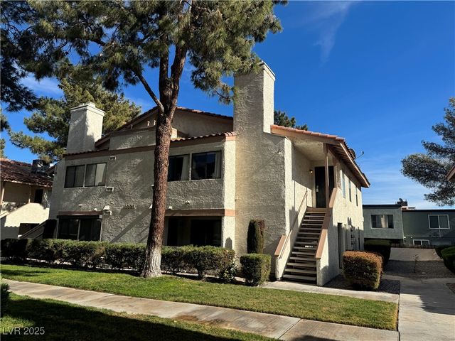 $219,000 | 1333 Del Mar Street, Unit 202 | Paradise