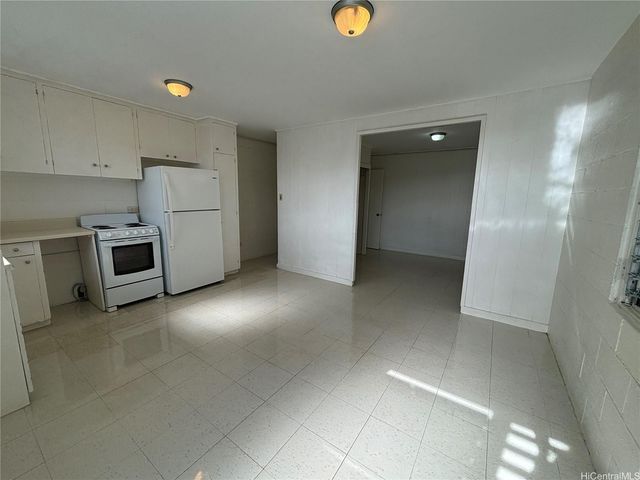 $1,550 | 1008 Isenberg Street, Unit A | Moiliili