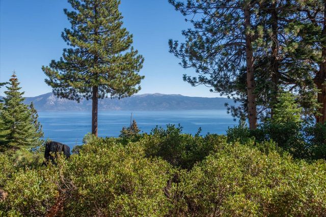 $3,000,000 | 460 Old County Road | Carnelian Bay