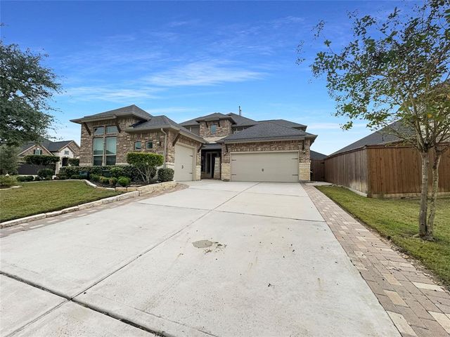 $662,000 | 14214 Dunsmore Landing Drive | Clear Lake