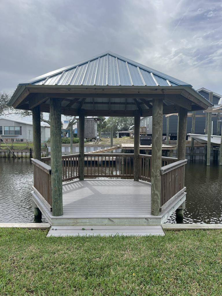 a view of a porch with a yard