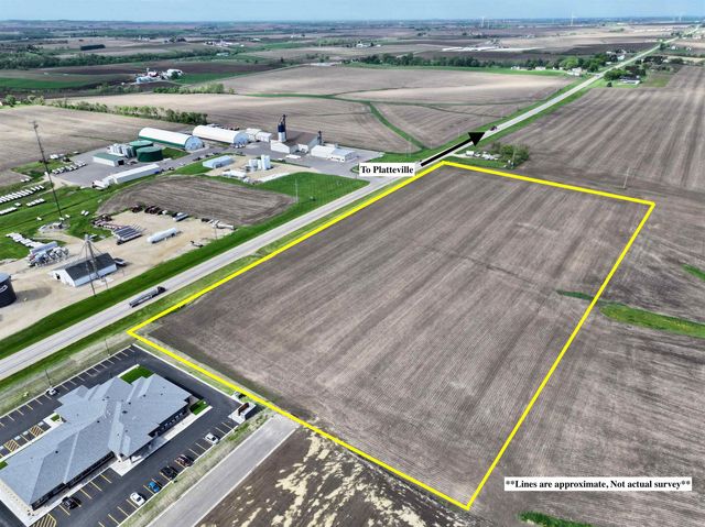 $1,180,000 | 11.92-ac Highway 81 | Darlington