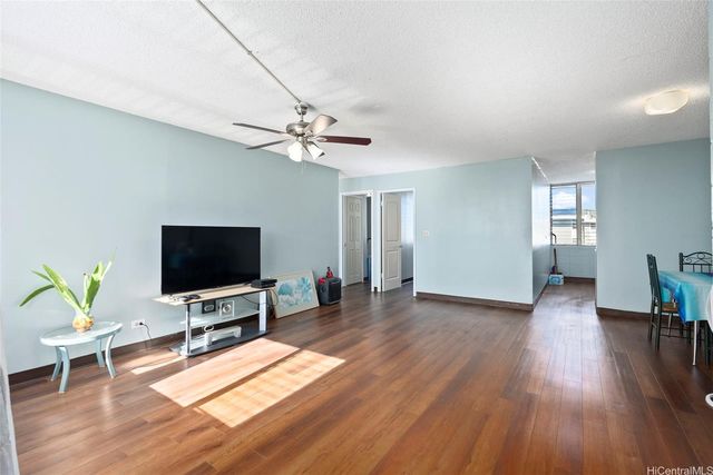 $420,000 | 94-246 Leoku Street, Unit E306 | Waipahu